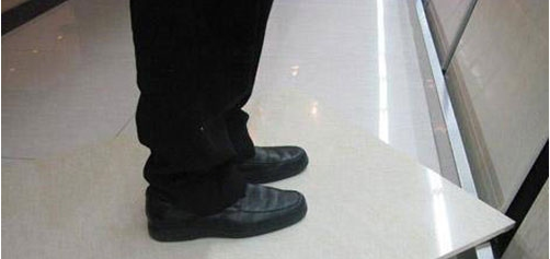 如何判断玻化砖？与其他砖有何区别