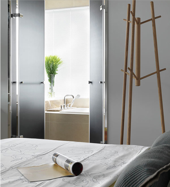 灰色演绎的140平时尚三居 简洁得恰到好处