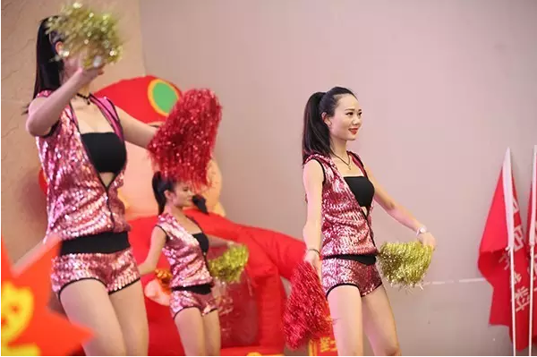 1475145303133738.png blob.png