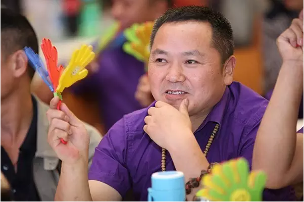 1475145438849189.png blob.png