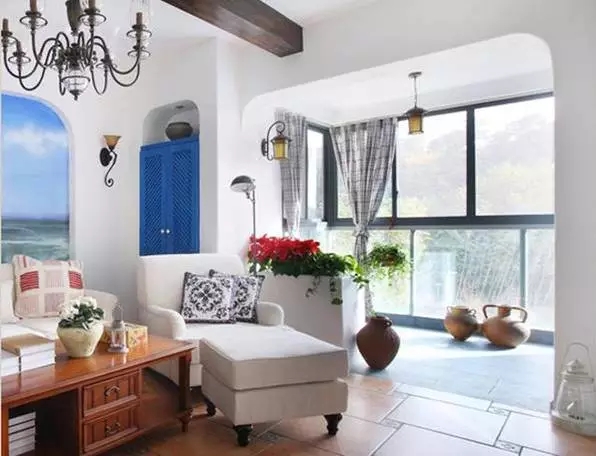 阳台与客厅要不要做隔断?99%的人在纠结 阳台与客厅要不要做隔断?99%的人在纠结