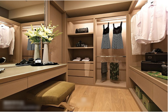 不守“规矩”的衣帽间 每一种都很美 不守“规矩”的衣帽间 每一种都很美