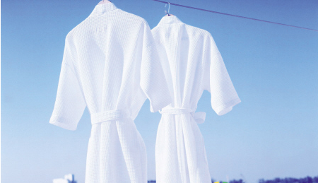 这些误区千万别犯,否则衣服只会越洗越脏! 这些误区千万别犯,否则衣服只会越洗越脏!