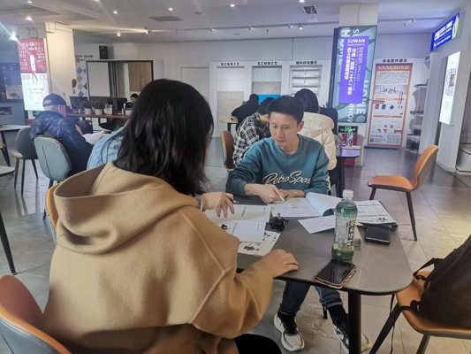 1712385742580944.jpg d0c56a14ad5eaa679d3a1828369cf39.jpg