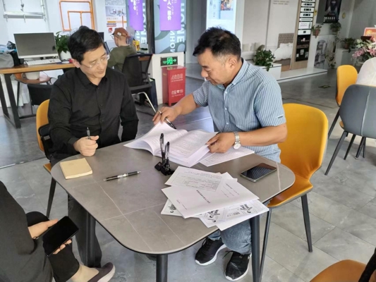 1716001981647832.jpg 8b27b215467bca9400a021d85c946ba.jpg