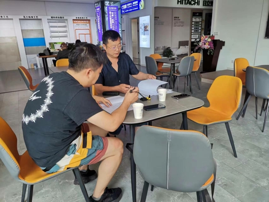 1718860945542655.jpg 8cbcfc98ded3208a7e279a2562685f2.jpg