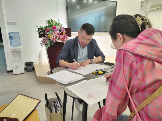 1759988855299088.jpg 954ca7c1d3329709aa46294309387947.jpg