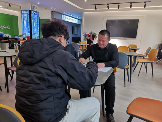 1772255932815198.jpg 400.jpg